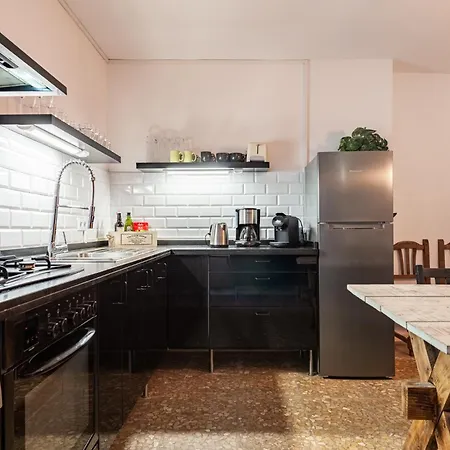 Traditional Spanish In Heart Of - Zest Real Estate Casa vacanze