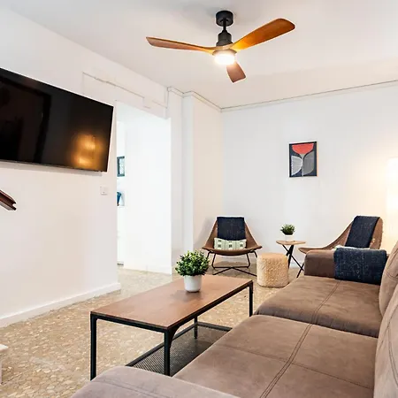 Traditional In Heart Of Old Town - Zest Lettings * Estepona